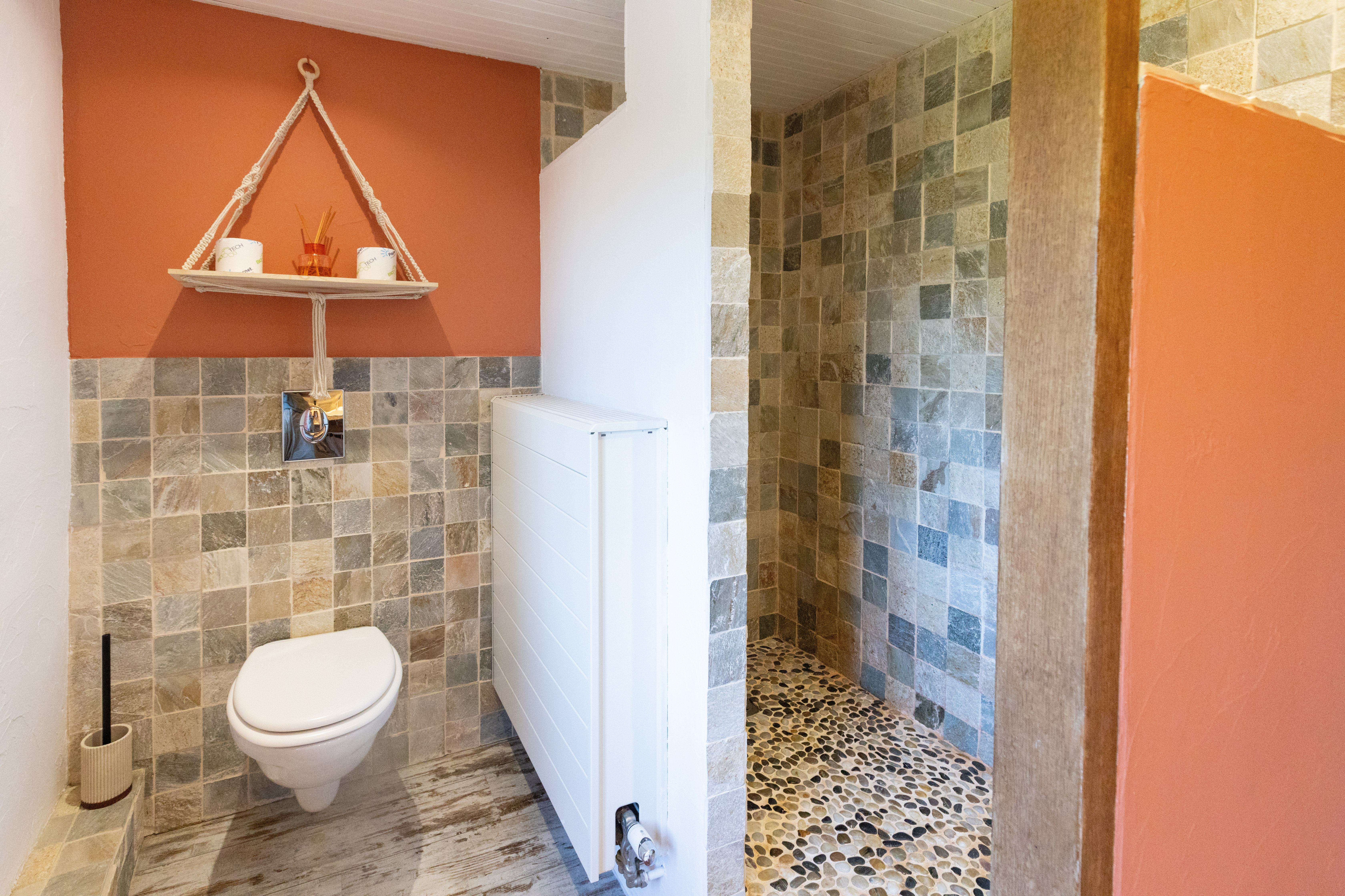 salle d eau ribambelle chambre familial en cevennes