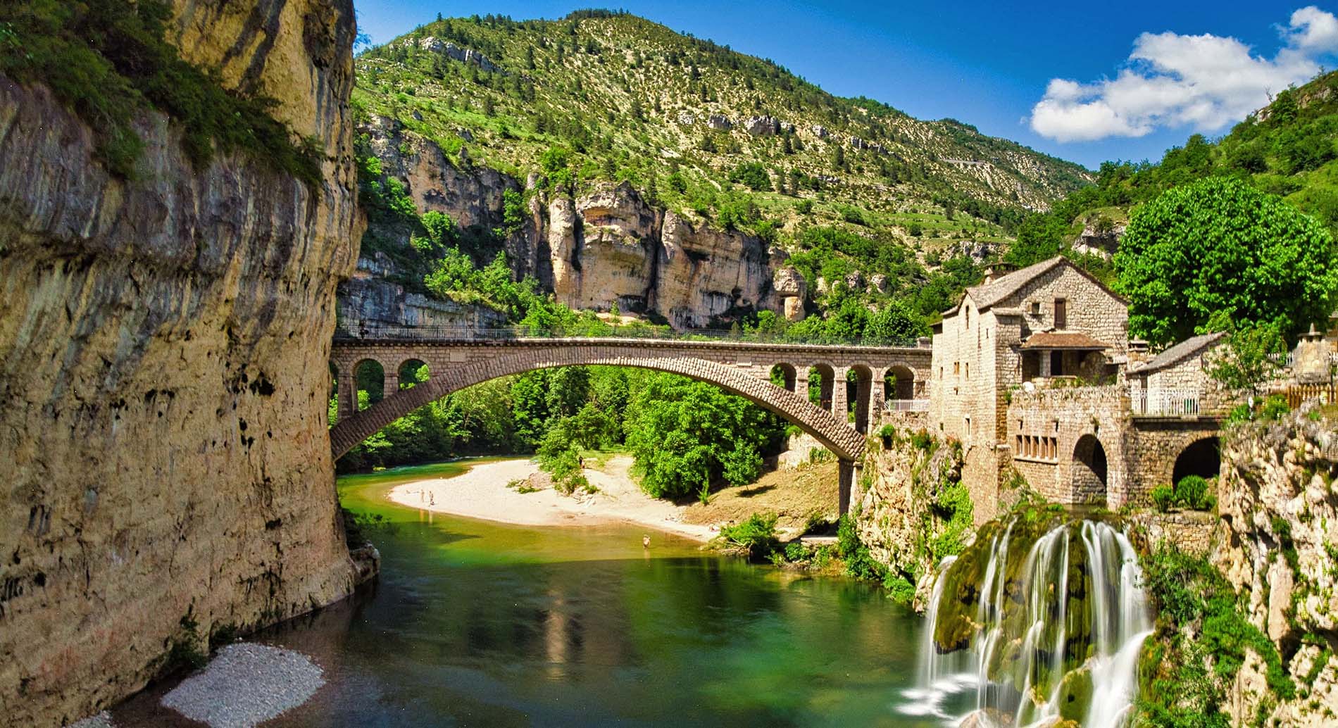 st chely du tarn lozere cevennes les hotes du chataignier