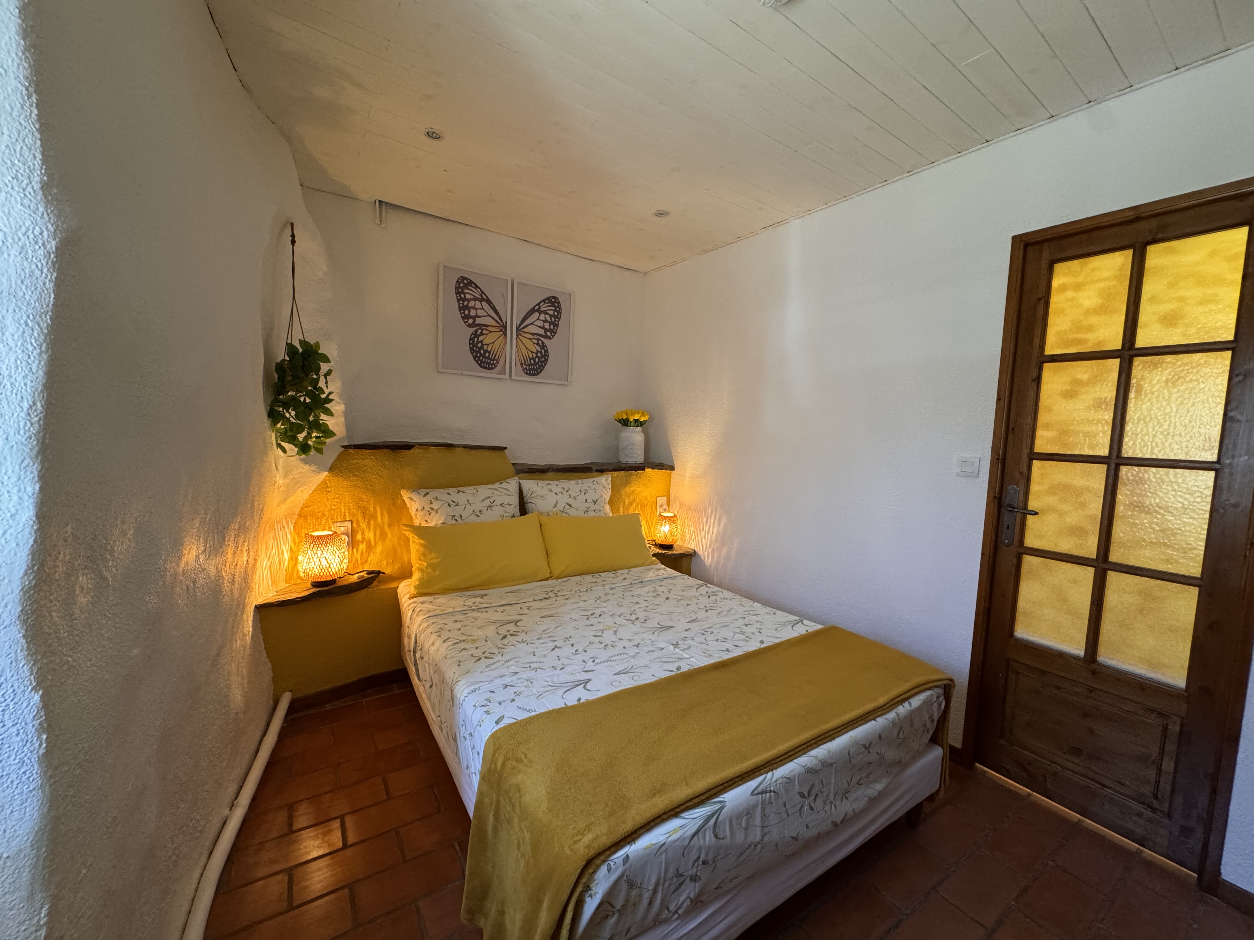 chambre d hotes fraiche en lozere les hotes du chataignier