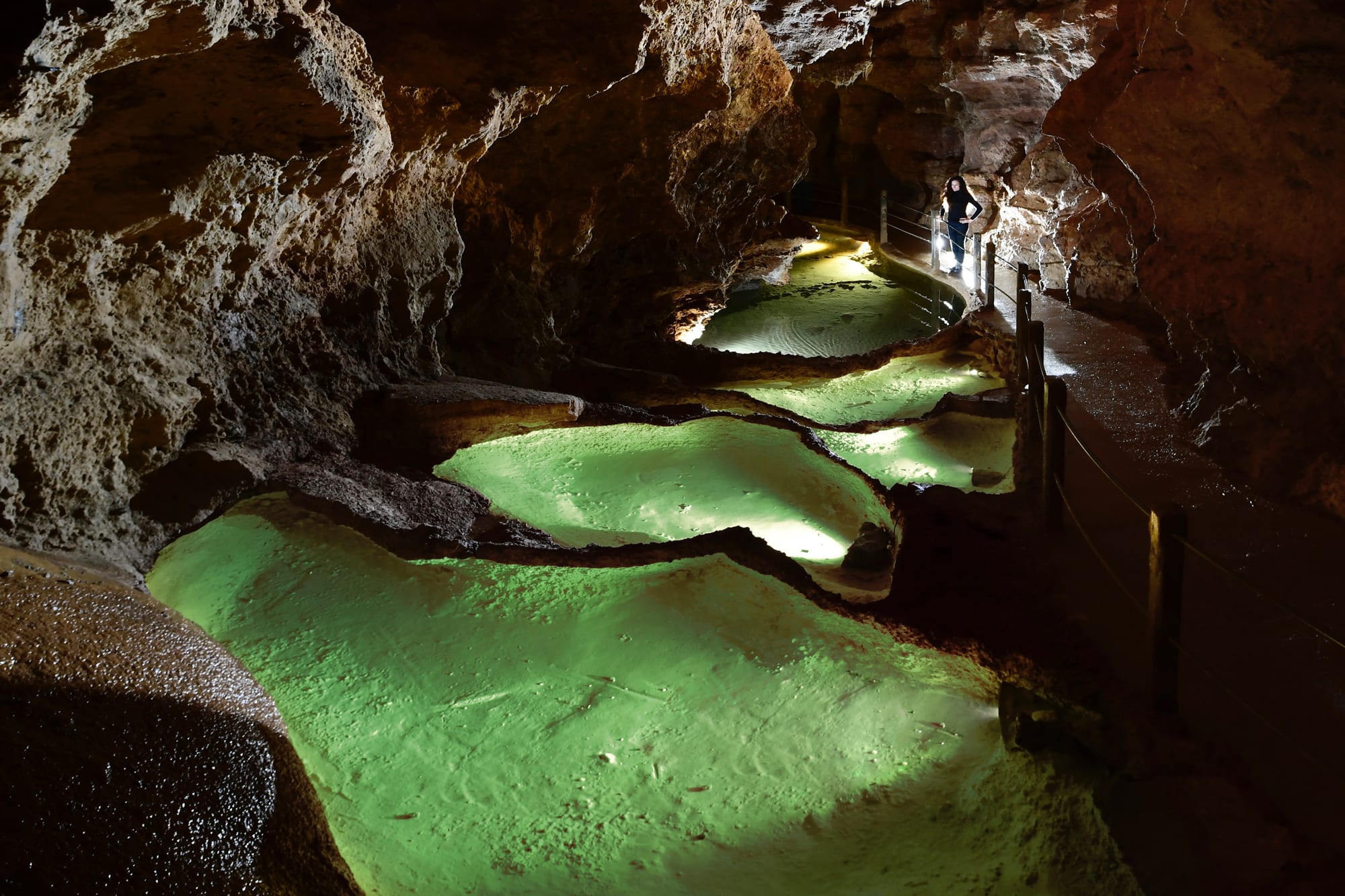 Grotte-de-Dargilan-Home-TA.jpg